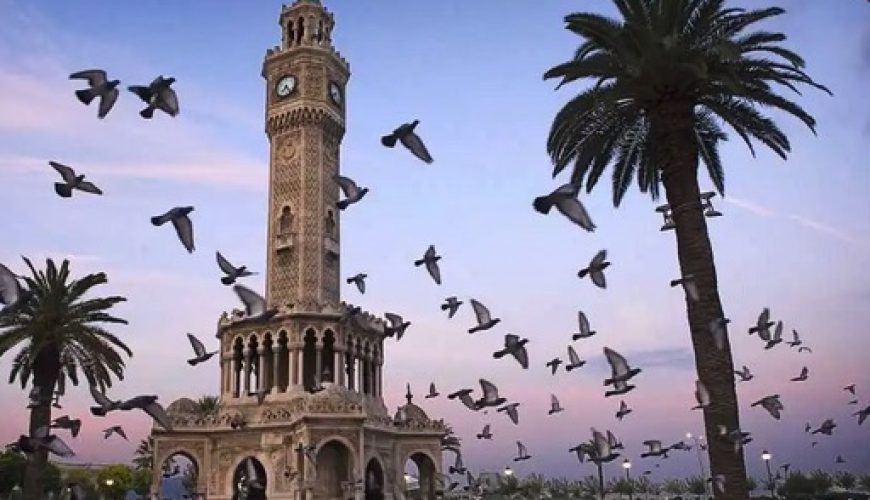 مع أسفارك لسفرياتك معنى